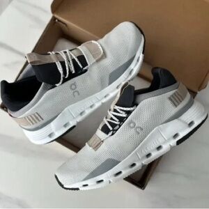 On Running Men's White and Gray Running Shoes